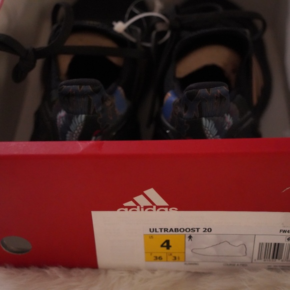 Adidas Ultra Boost 20 Chinese New Year Black Gold Men\'s US Sz 4 NWT